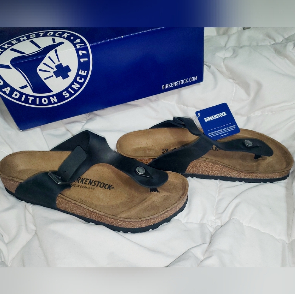 Birkenstock Gizeh Birko-Flor T-Strap Sandals